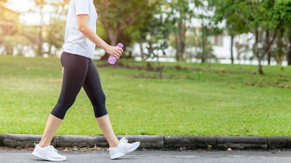 Đi bộ bao lâu thì giảm cân ?