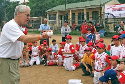 Học đánh bóng chày ở đâu